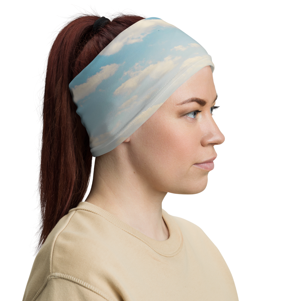 'MOMENTS' NECK GAITER