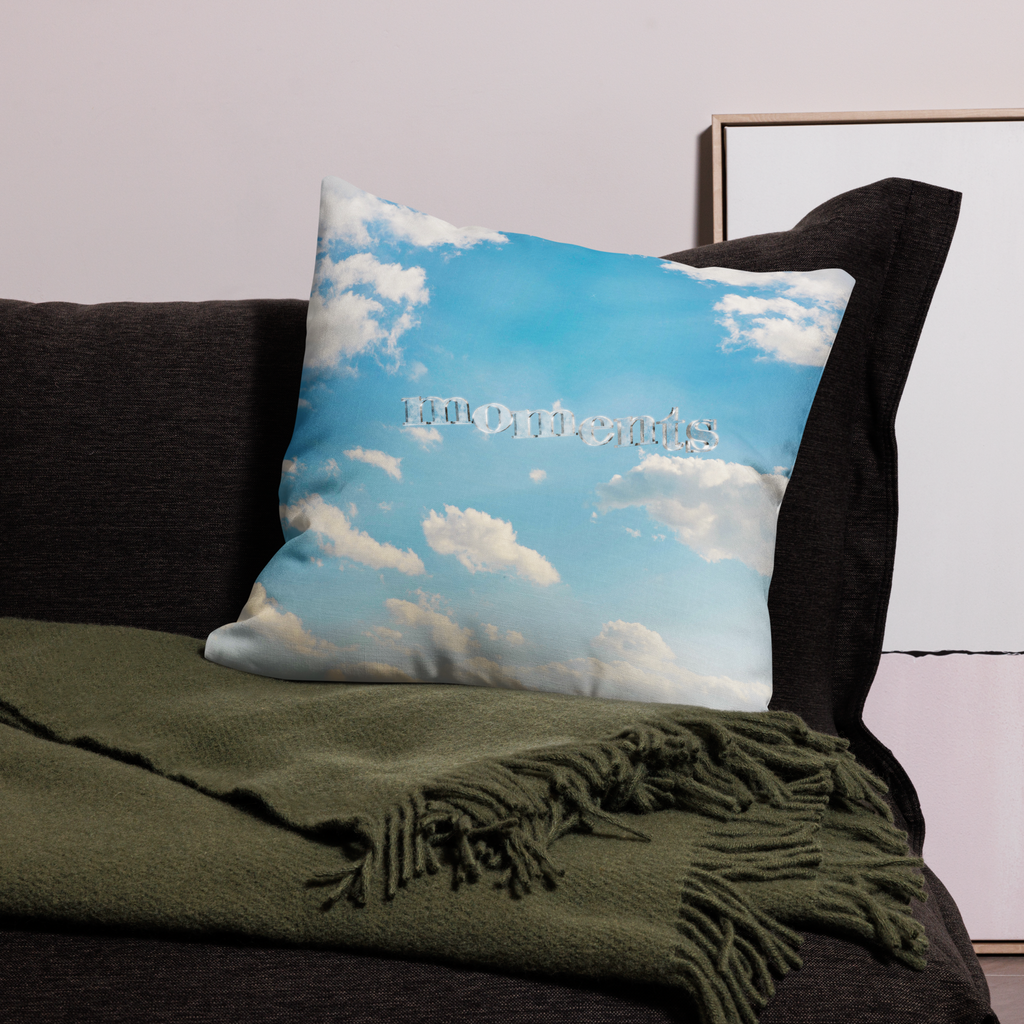 'MOMENTS' PREMIUM PILLOW