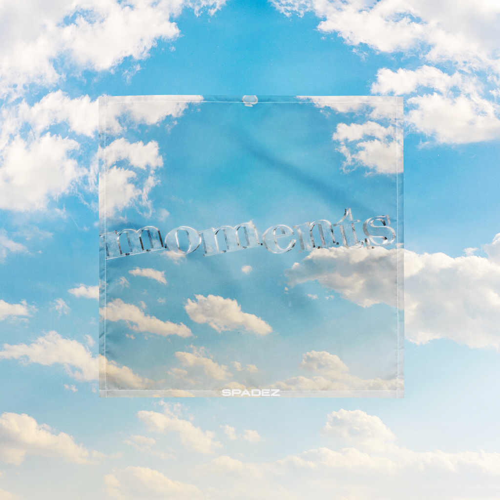 'MOMENTS' BANDANA